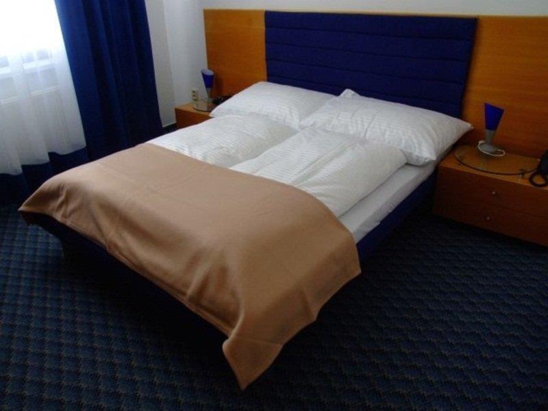 President Hotel Bratislava Room photo