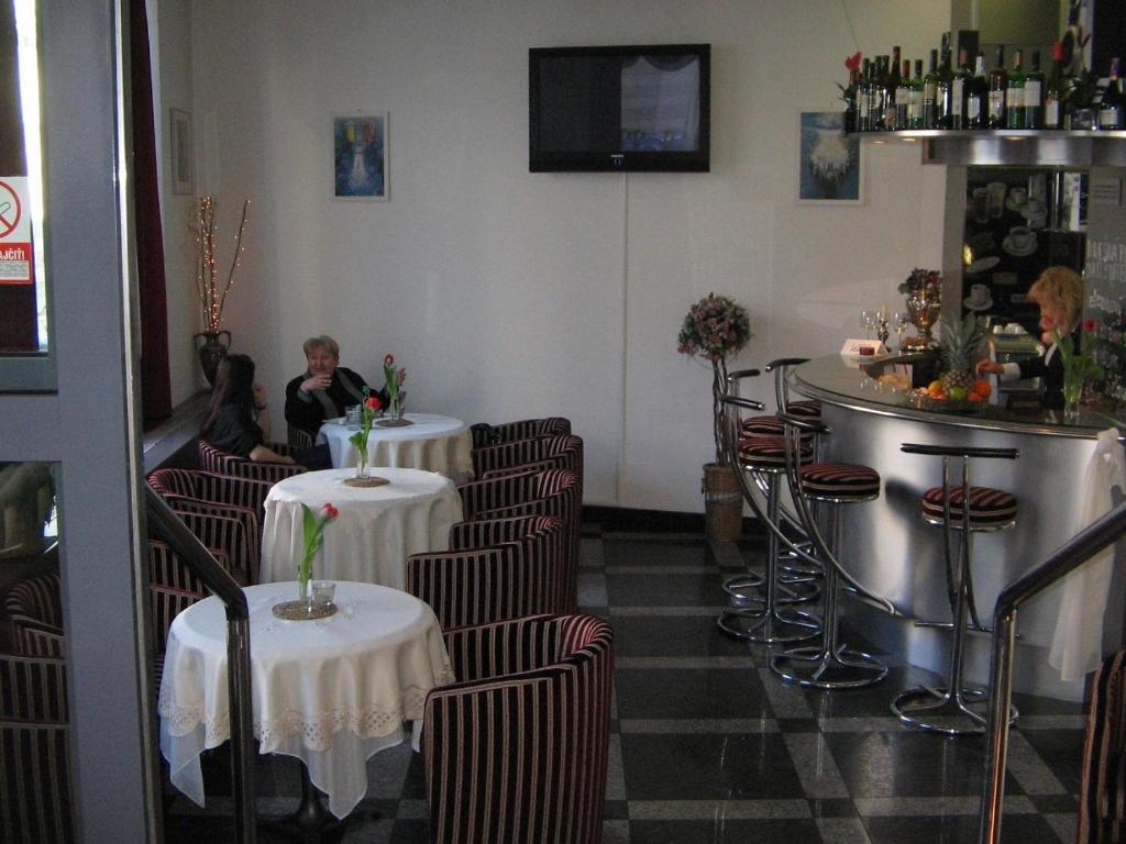 President Hotel Bratislava Exterior photo